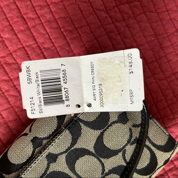 Early 2K Coach Crossbody - Picture 4 of 5